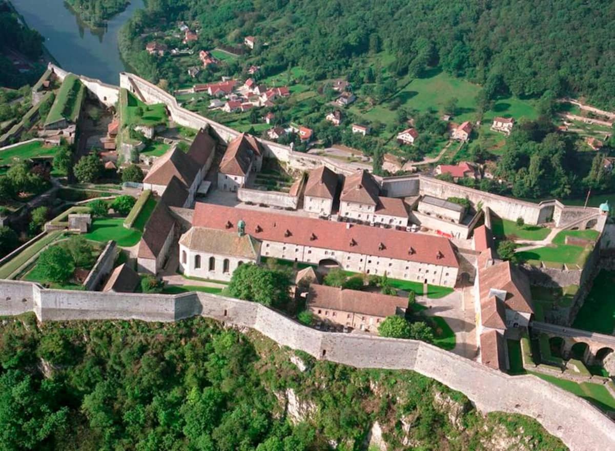 Gite 3 Etoiles "Entre Sources Et Riviere" Besancon Vaire-le-Grand 외부 사진